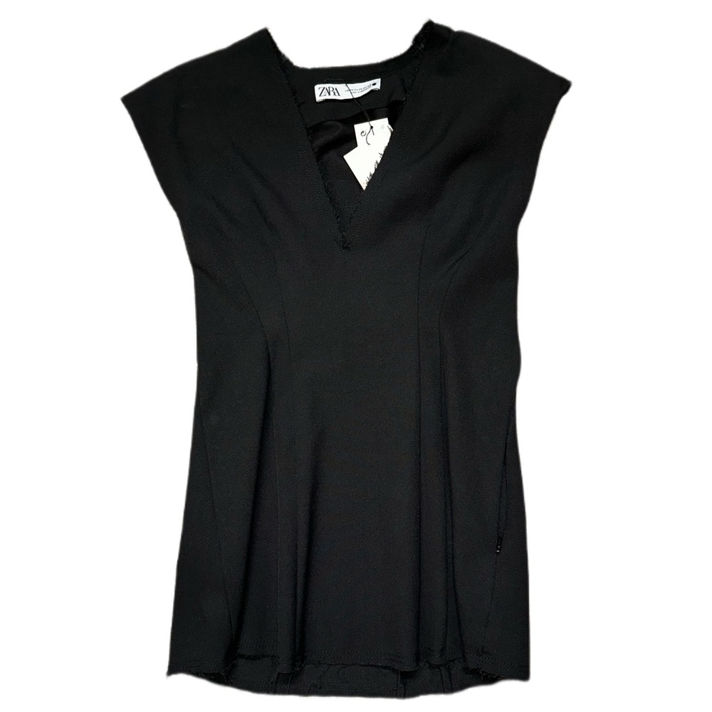 Zara Black V-Neck Cap Sleeve Top